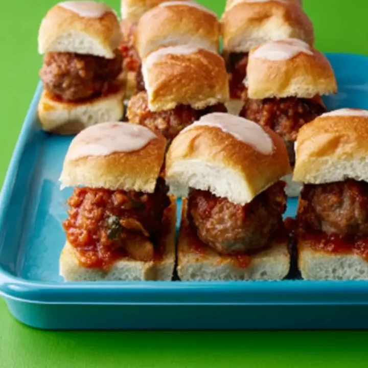 Mini Meatball Sliders: A Delicious Bite-Sized Treat
