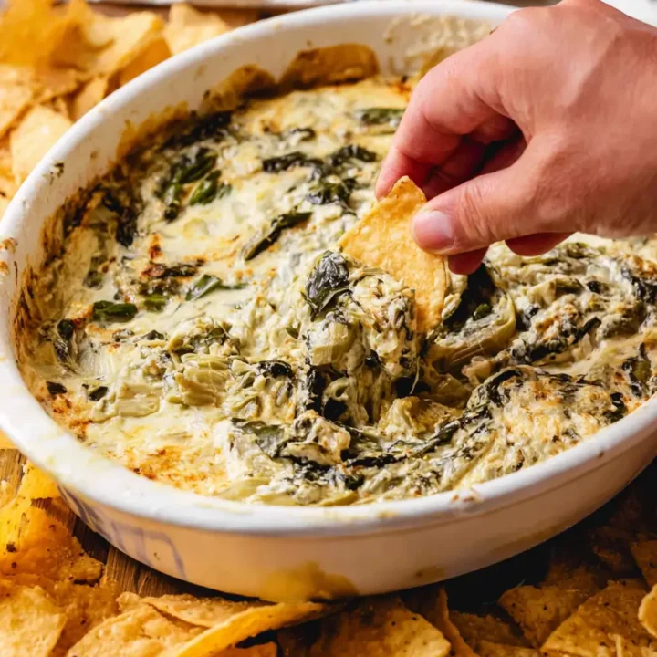 Spinach and Artichoke Dip: A Creamy and Flavorful Appetizer