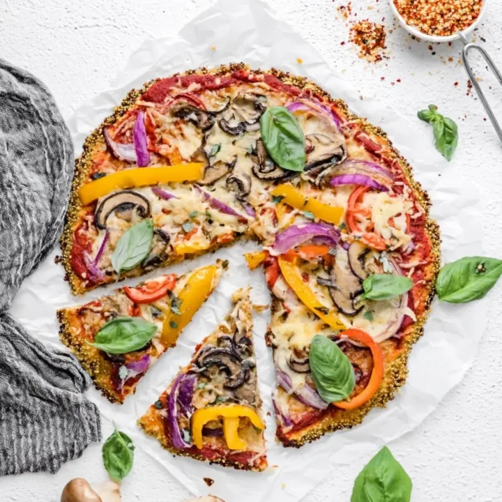 Keto Zucchini Crust Pizza: A Low-Carb Delight